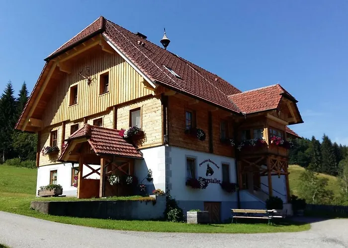 - Bauernhof Pensionat Sankt Lorenzen ob Murau